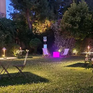 Riari Garden ***** Rom