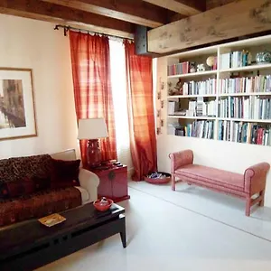  Apartment Giudecca Molino Stucky Italy